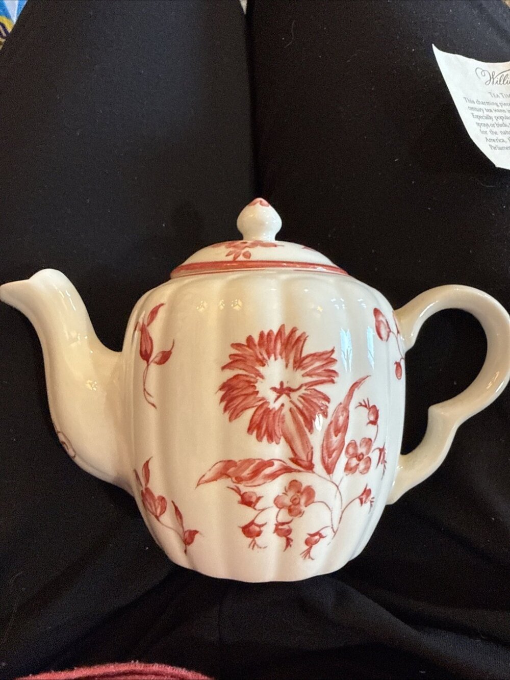 Williamsburg Tea Time Collection Big Teapot 2005